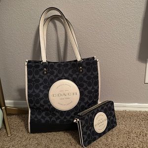 Washed denim limited edition COACH bag!